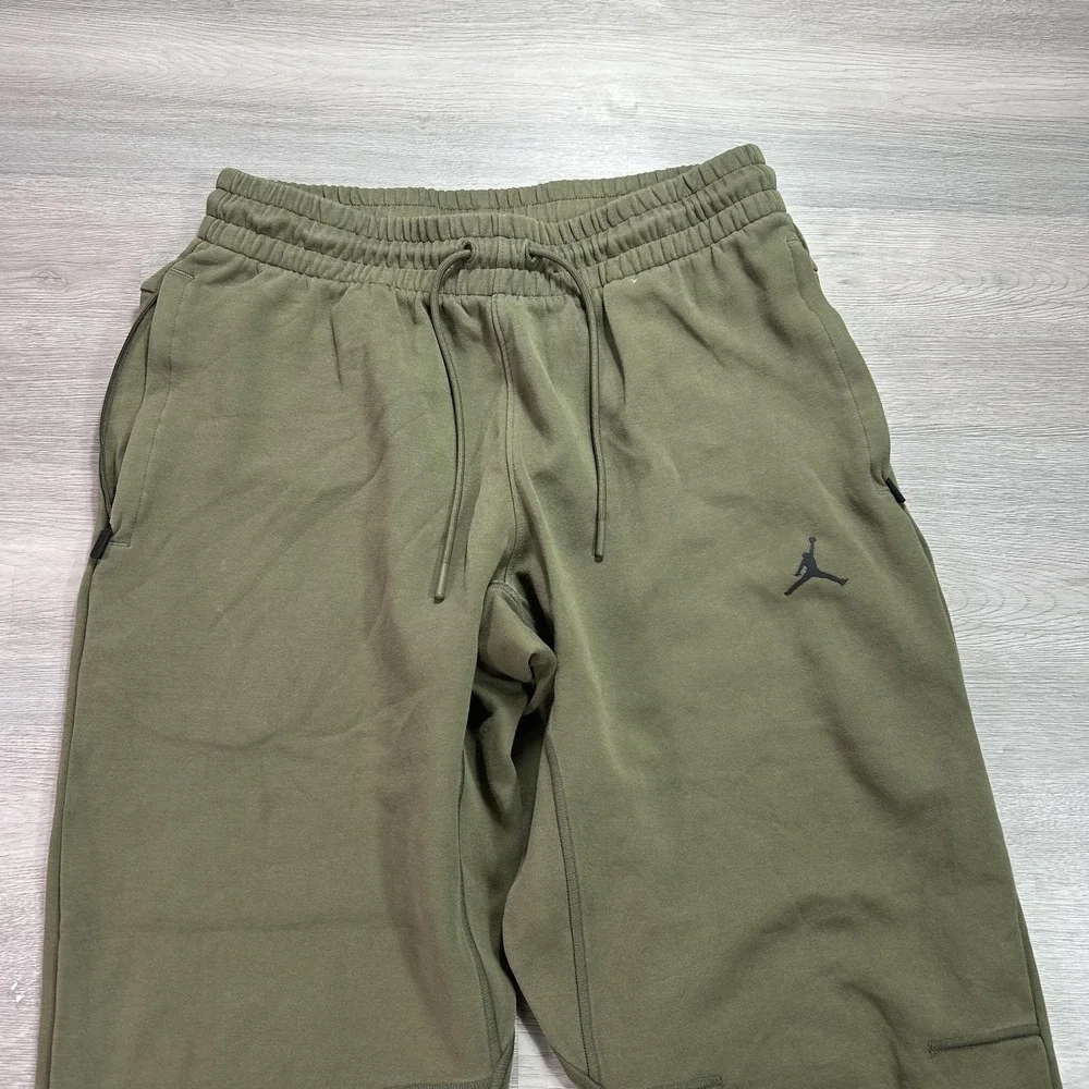 Jordan‎ Sweatpants Mens Medium Green Fleece Dri-FIT Athletic FV8604-222